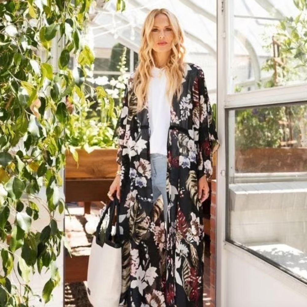 Walter Baker Tulum Floral Kaftan - Picture 2 of 9
